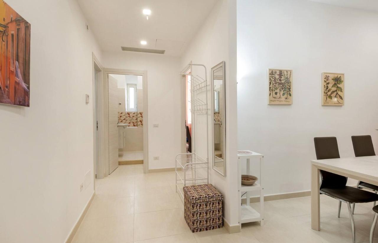 Iflat Lovely And Bright 2 Bed Flat Near Termini Rome Exterior photo